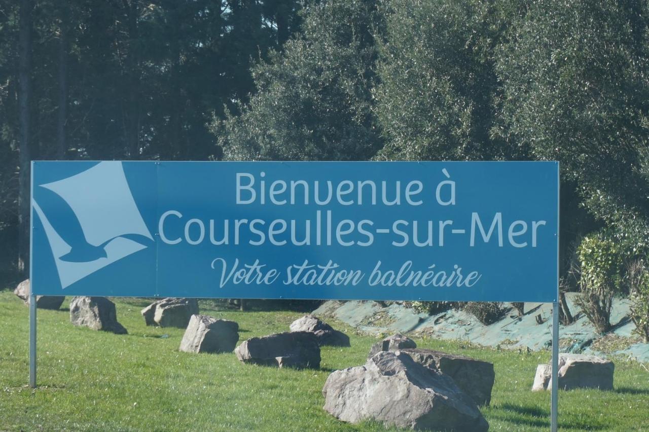 PLAGE et LA MER TRES PROCHE Courseulles-sur-Mer Extérieur photo